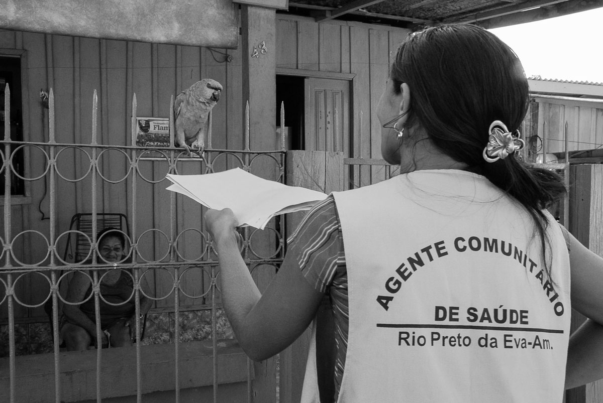 4 sus fotos promocao saude11 bw IMPORTED: www_commonwealthfund_org____media_images_publications_case_study_2016_dec_brazil_fhs_4_sus_fotos_promocao_saude11_bw_la_en.jpg