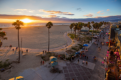 3 adults-with-low-incomes-are-faring-better-in-ca-and-ny 400x266 IMPORTED: www_commonwealthfund_org____media_images_publications_lists_2017_four_states_3_adults_with_low_incomes_are_faring_better_in_ca_and_ny_400x266.jpg