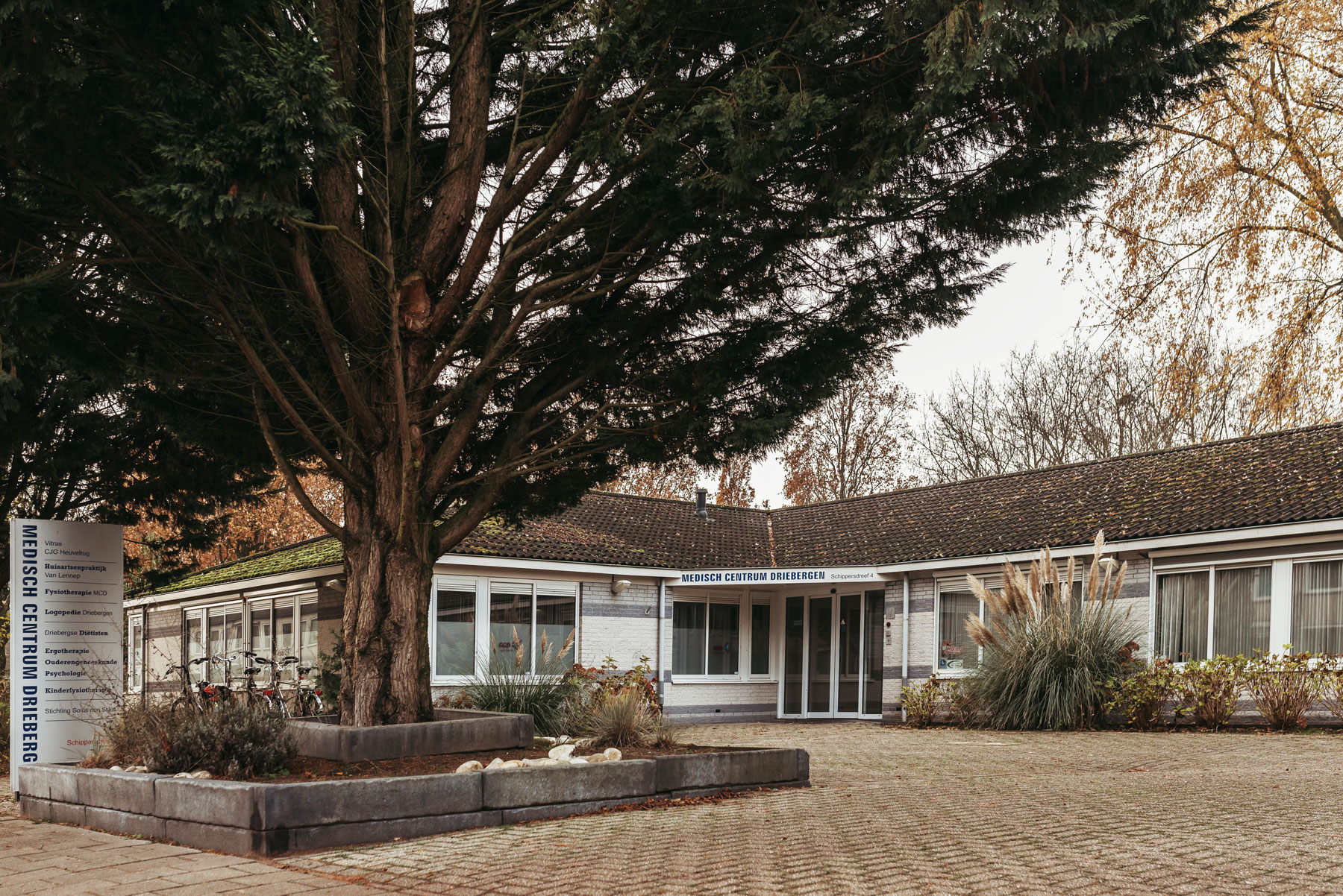 Van Lennep Huisartsenpraktijk (General Practice), Driebergen, Netherlands.