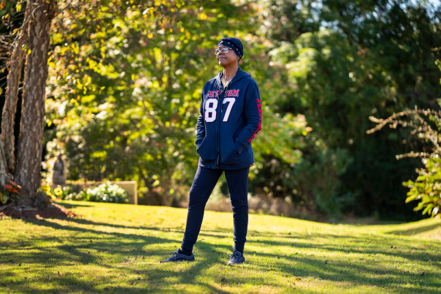 Della Young, a kidney transplant patient with lupus, stands at her home in McDonough, Ga., on Oct. 26, 2021. Young lost Medicaid coverage when she moved from New York to Georgia, which is one of 11 states that hasn’t expanded Medicaid coverage to 138% of the poverty level. Those nonexpansion states have lower rates of insurance coverage and health care access overall, with larger disparities between racial/ethnic groups, than expansion states. Photo: Nicole Craine/New York Times via Redux