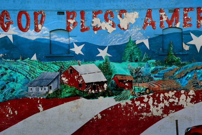 Photo, Mural of farms that reads “God Bless America“