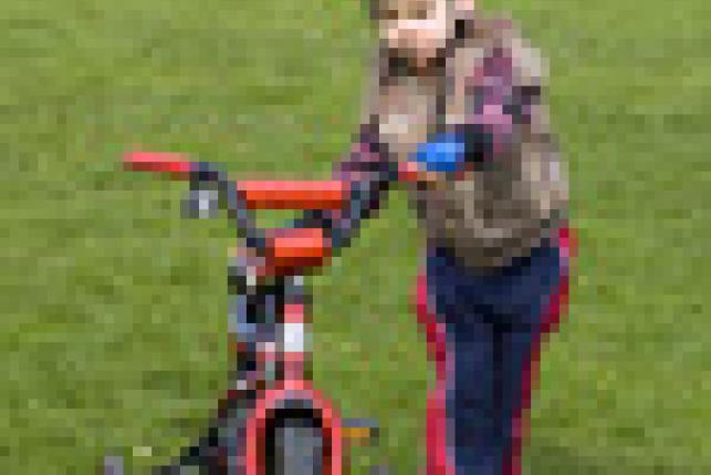 5-year-old-w-bike 5 year old w/bike