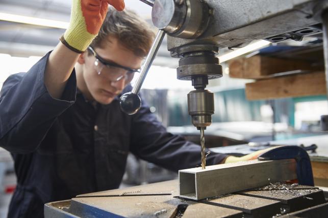1024x415 employment loss