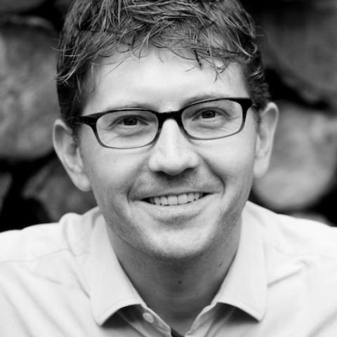 Headshot of Robert P. Saldin