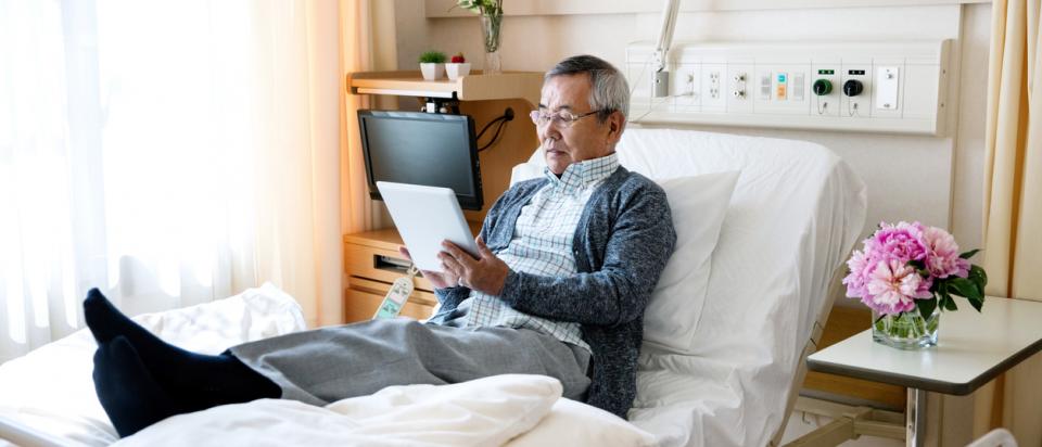 Medicare patient readmitted to hospital because of large physician practices