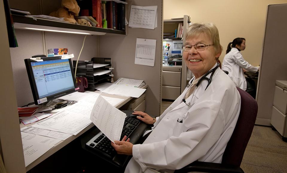 img 0496 1024x620 savedforweb doctor patient health care