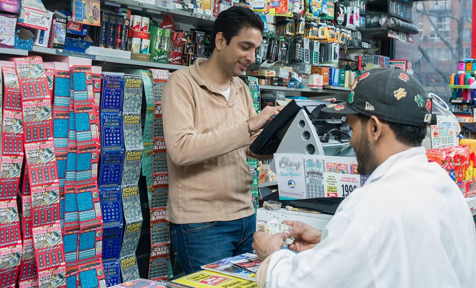 dixonworkers183 1024x620 web health workers convenience store