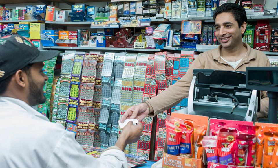 dixonworkers186 1024x620 web health workers convenience store