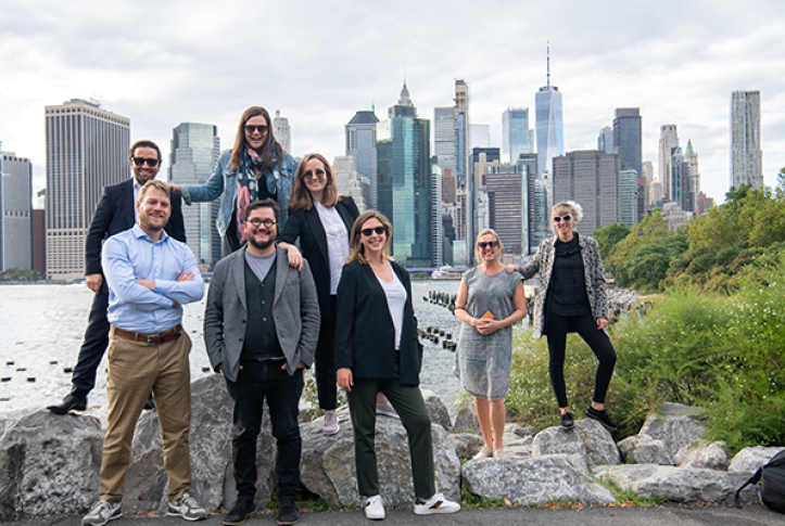 2021–22 Harkness Fellows in Brooklyn Bridge Park during Orientation