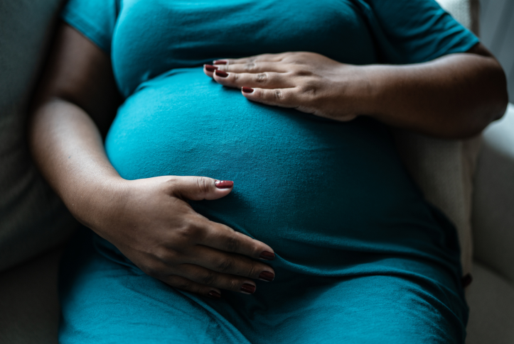Woman's pregnant belly