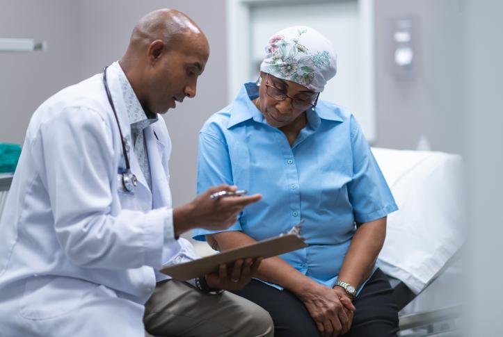 Doctor discusses with patient