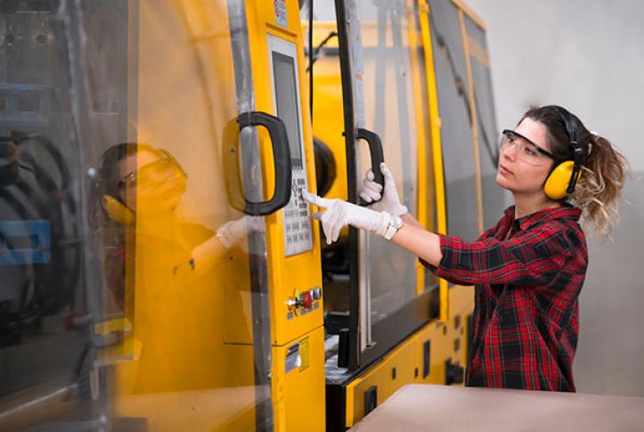 young worker in medicaid work requirement state