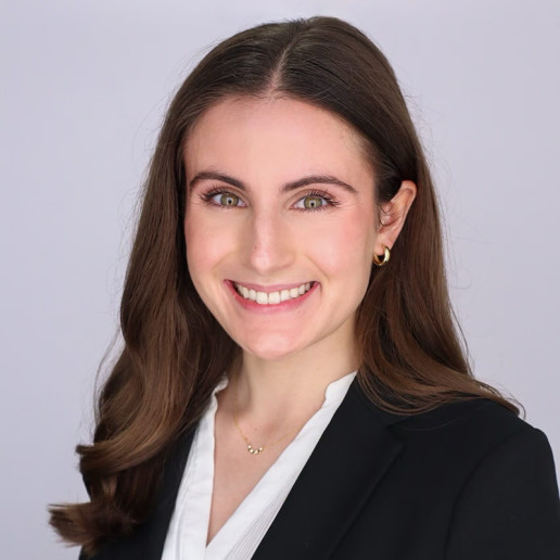 Abigail Knapp headshot