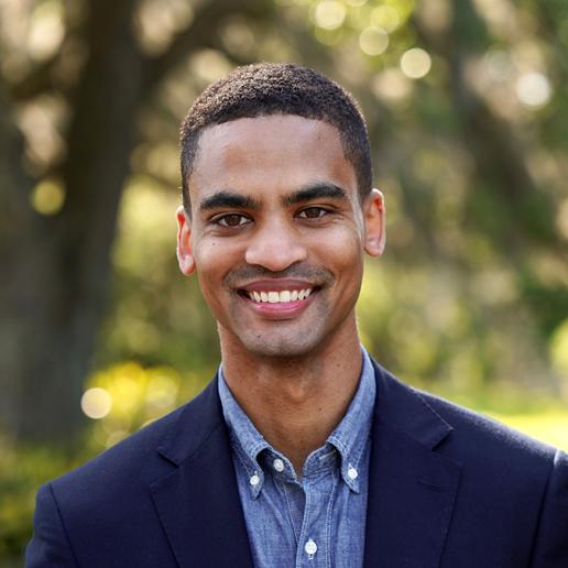 Headshot of Andrew Anderson