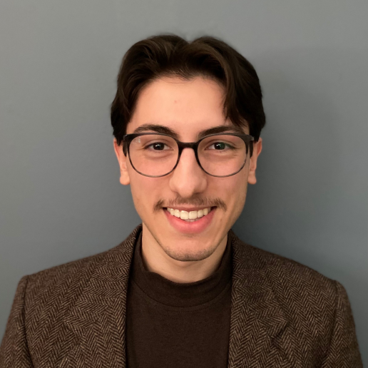 Evan Gumas headshot