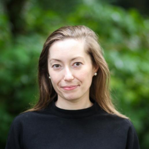 Headshot of Elise Lowry