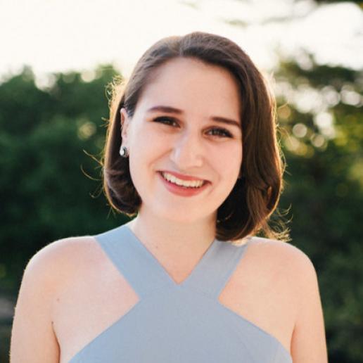 Headshot of Hannah Silverman